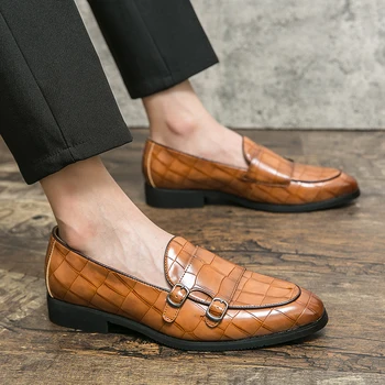 Couro de patente Homens Sapatos de marcas de Luxo 2022 Deslizamento Casual Formais, Sapatos de Fivela Mocassim italiano Masculino de Condução Sapatos Tamanho 38-48